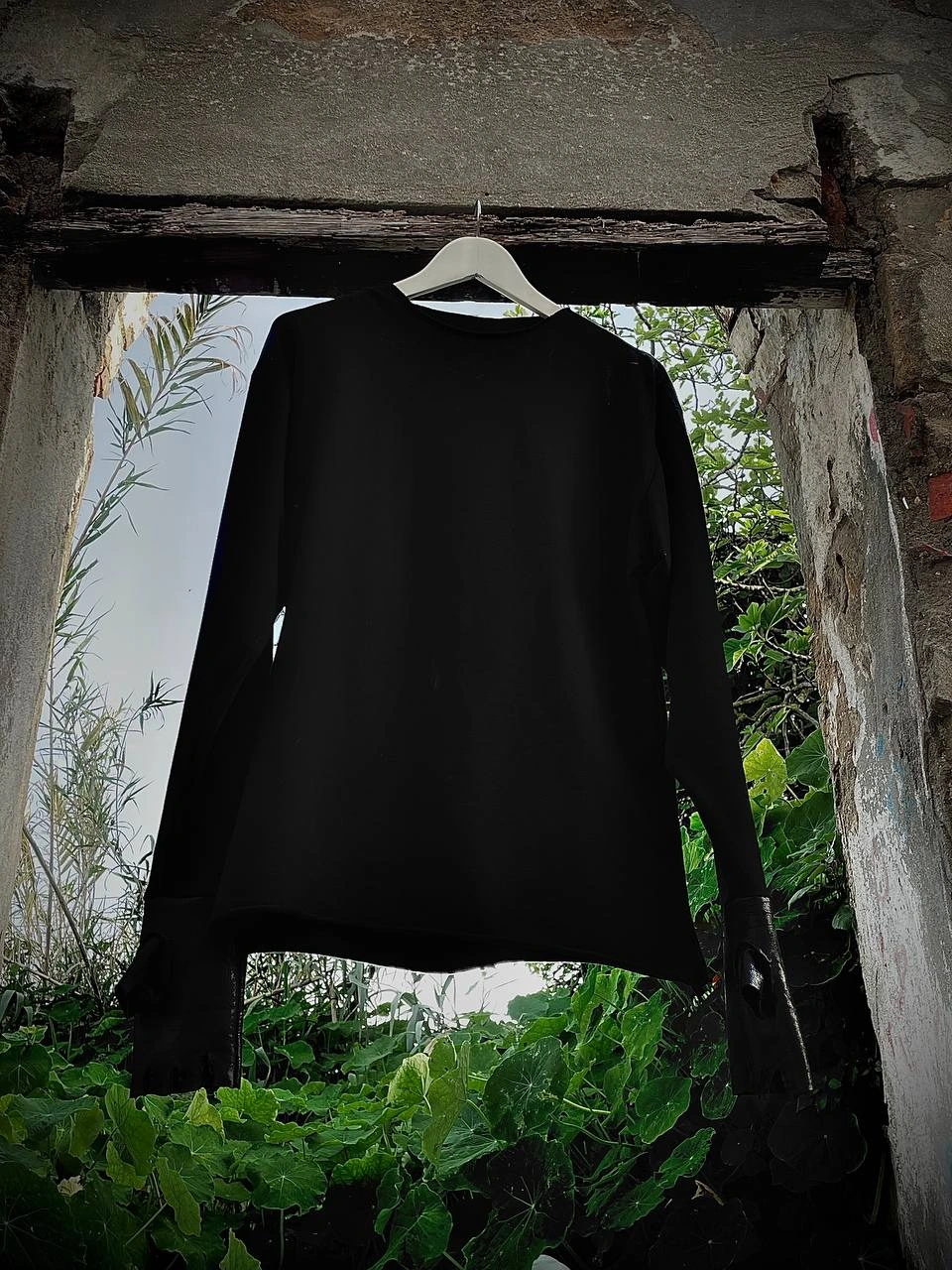 Leather long-sleeve «Never ending cycle», image 3
